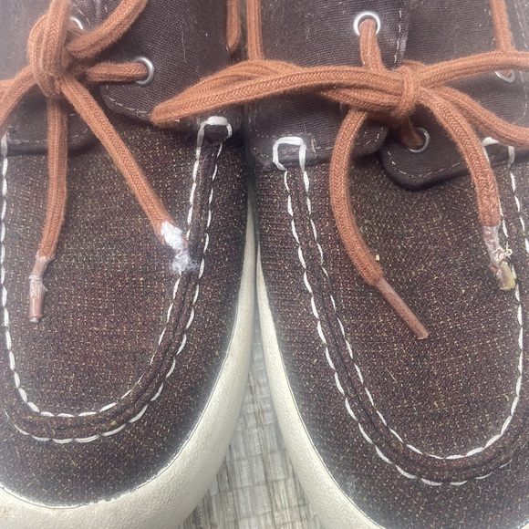 Sperry Boat Shoes - Picture 7 of 7